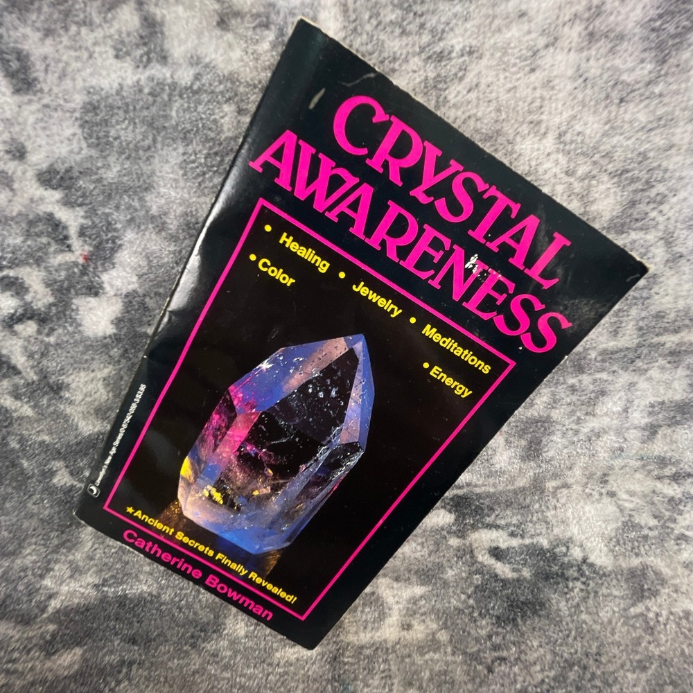 Crystal Awareness 1st Ed 1992 New Age Healing Llewellyn Catherine Bowman Book